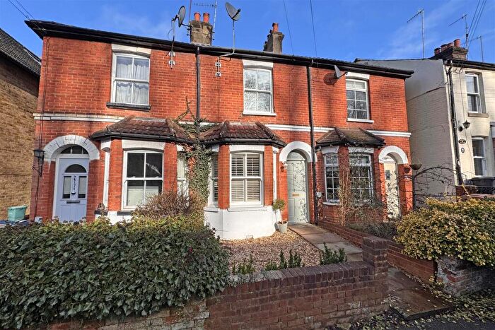 2 Bedroom House For Sale In Godalming, GU7