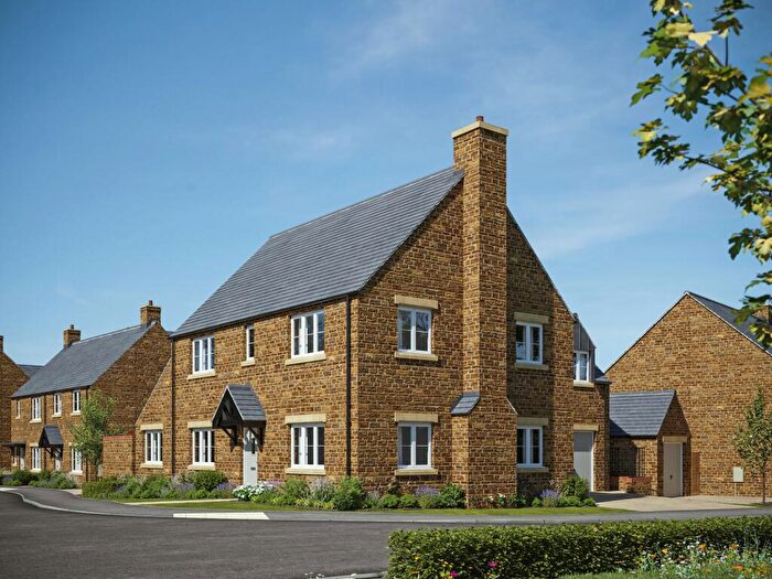 4 Bedroom Detached House For Sale In Deanfield Glade, Hook Norton, OX15