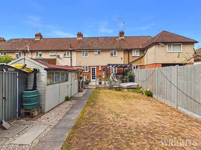 3 Bedroom Terraced House For Sale In Broomfield Road, Welwyn, AL6