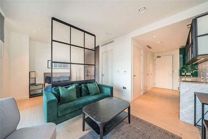 Studio To Rent In Wards Place, Canary Wharf, E14