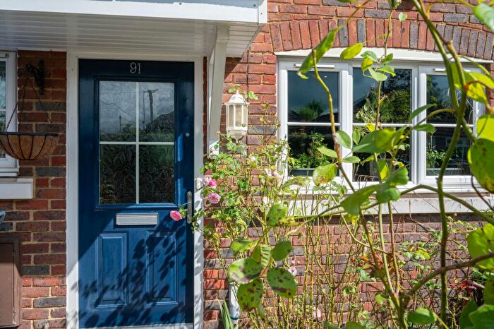 3 Bedroom Terraced House For Sale In Gordon Road, Haywards Heath, RH16