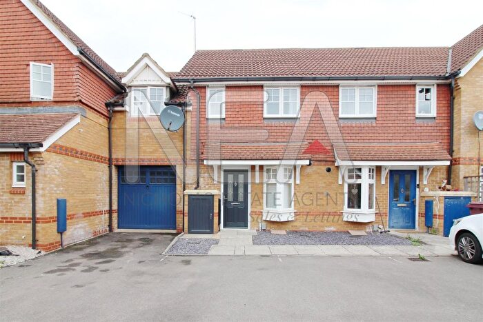 2 Bedroom Terraced House To Rent In Clonmel Close, Caversham, Reading, RG4