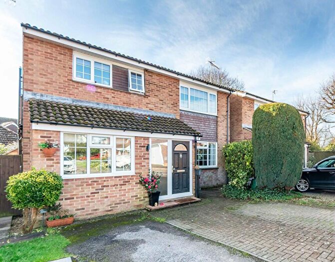 4 Bedroom Detached House For Sale In Olivers Meadow, Westergate, PO20