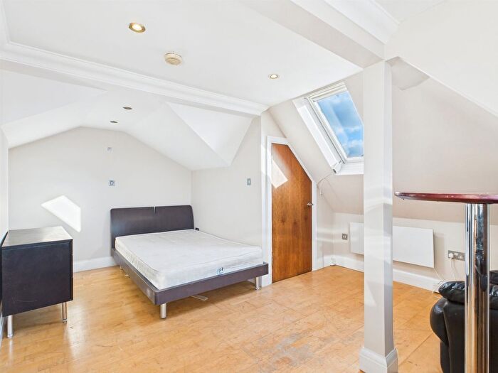 Studio To Rent In Station Road, Harrow, HA1
