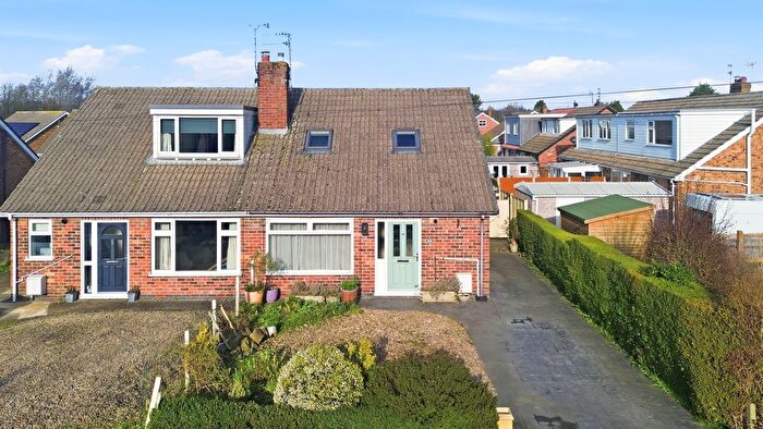 4 Bedroom Semi-detached House For Sale In Cherry Wood Crescent, Fulford, York, YO19