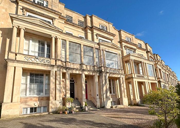 2 Bedroom Apartment For Sale In Lansdown Terrace, Malvern Road, Cheltenham, GL50
