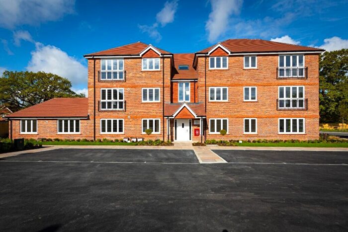 2 Bedroom Flat For Sale In Sadler Court, Lorimer Avenue, Cranleigh, GU6