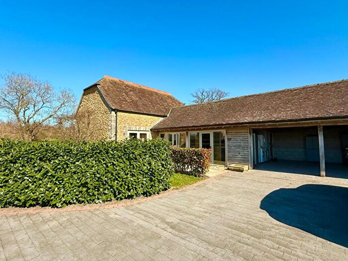 2 Bedroom Cottage To Rent In Sutton Montis, BA22