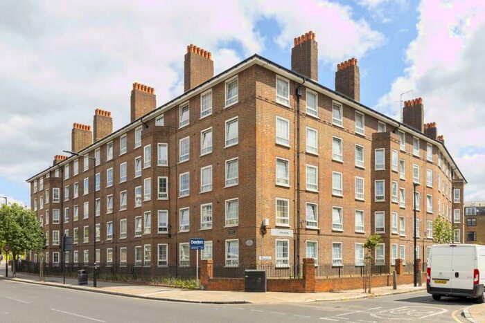 2 Bedroom Flat To Rent In Ada Place, Broadway Market, E2