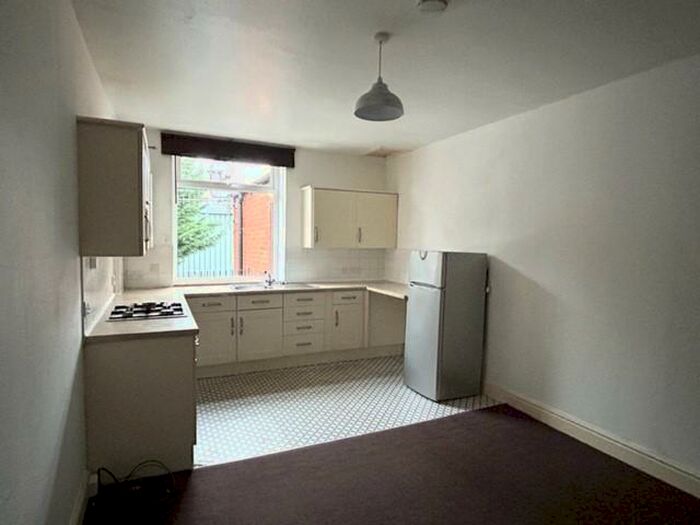 3 Bedroom House To Rent In North Valley Road, Colne, BB8