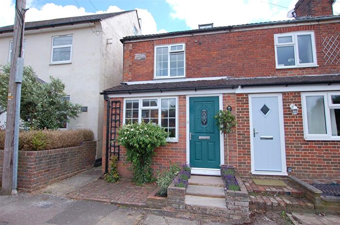 3 Bedroom End Of Terrace House For Sale In Victoria Road, Golden Green, Tonbridge, TN11