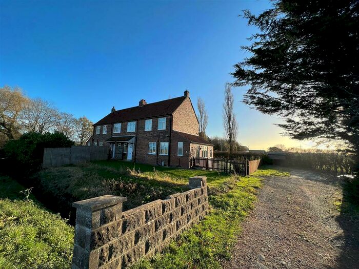 3 Bedroom House To Rent In Gonerby Lane, Allington, Grantham, NG32