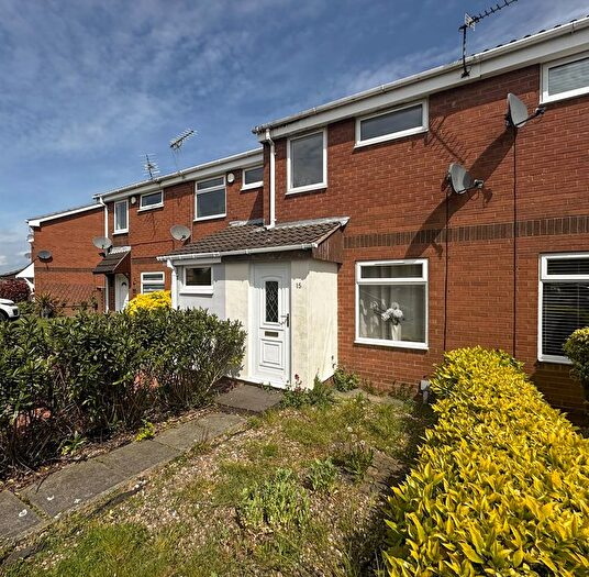 2 Bedroom Terraced House For Sale In Dunsford Drive, Mapperley, Nottinghamshire, NG3