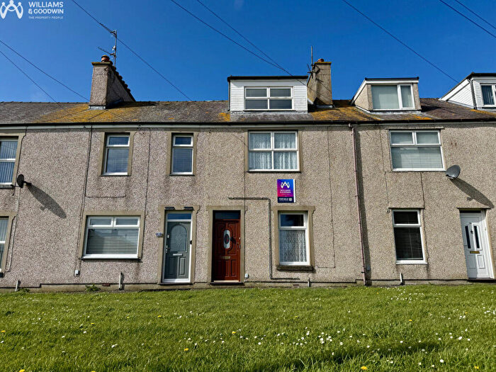 2 Bedroom Terraced House For Sale In Queens Park, Holyhead, Anglesey, LL65