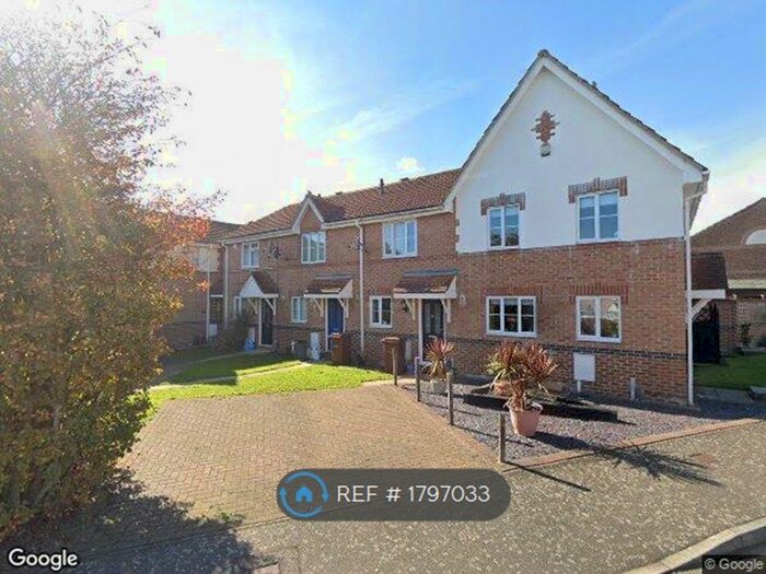 2 Bedroom Terraced House To Rent In Shorefields, Rainham, Gillingham, ME8