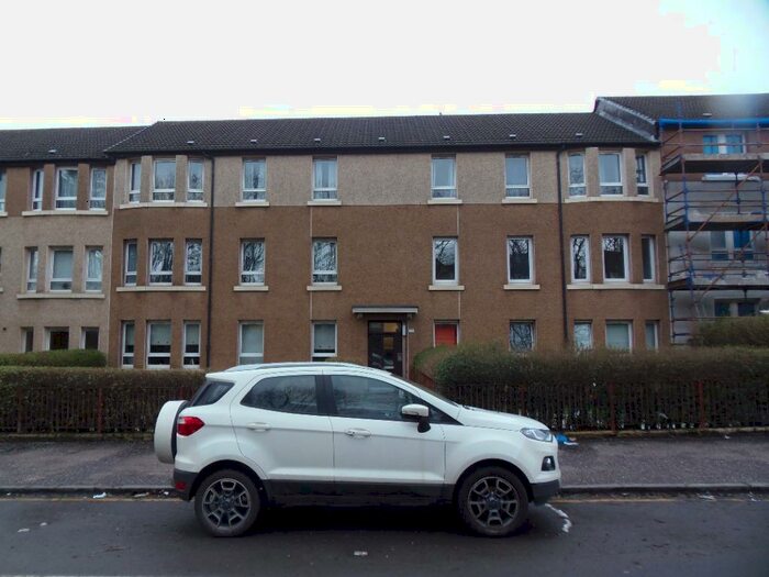 3 Bedroom Flat To Rent In Balmore Road, Lambhill, Glasgow, G22