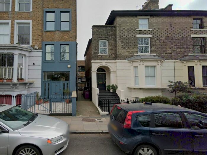 2 Bedroom Flat To Rent In Grove Road, London, E3