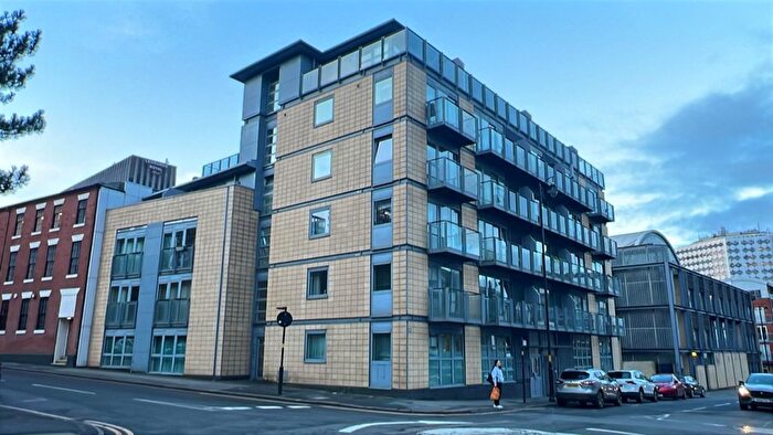 1 Bedroom Flat To Rent In Holliday Street, Birmingham, West Midlands, B1