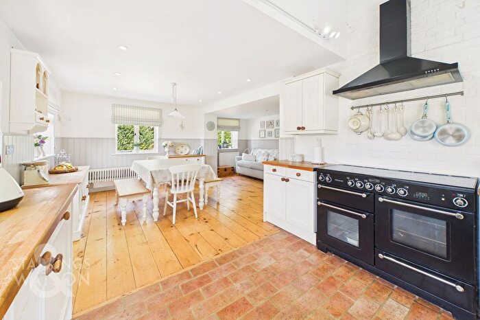 2 Bedroom Semi-detached House For Sale In Cottages Hopton Road, Thelnetham, Diss, IP22