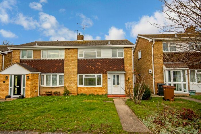 3 Bedroom Semi-Detached House To Rent In Waveney Drive, Chelmsford, CM1