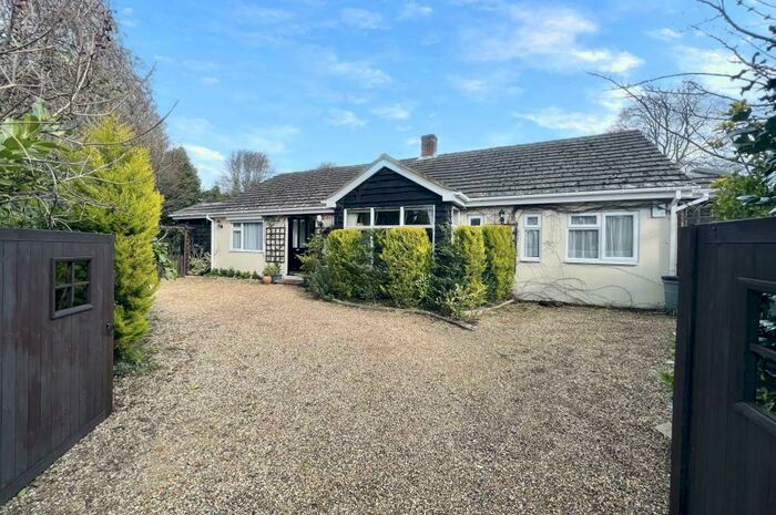 4 Bedroom Detached Bungalow For Sale In Frogham, SP6