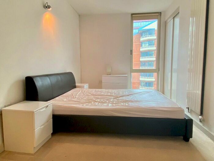 2 Bedroom Apartment To Rent In Leftbank, Spinningfields, M3