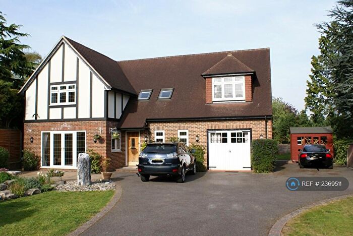 4 Bedroom Detached House To Rent In Howell Hill, Sutton, SM2