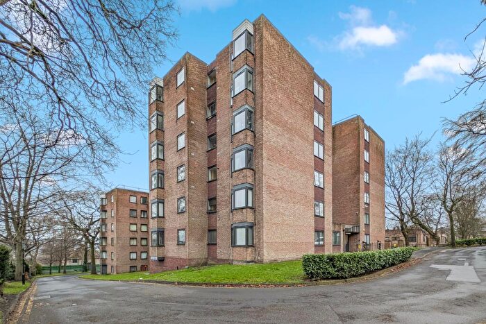 1 Bedroom Flat For Sale In Flat, Benwell Close, Benwell Grange, Newcastle Upon Tyne, Tyne And Wear, NE15