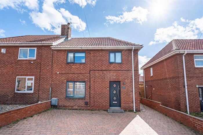 3 Bedroom Semi-Detached House For Sale In Rydal Mount, Newbiggin-By-The-Sea, NE64