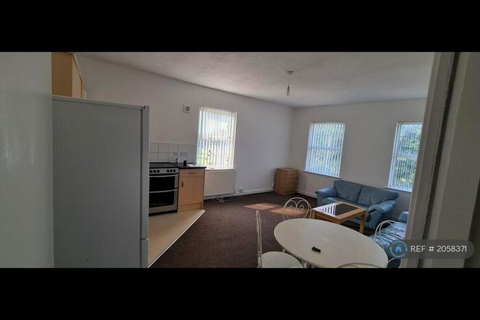 2 Bedroom Flat To Rent In Leopold Road, Liverpool, L7