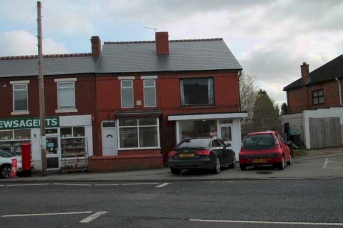 2 Bedroom Terraced House To Rent In Hagley Road, Halesowen, West Midlands, B63