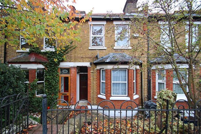 2 Bedroom Property To Rent In Beulah Grove, Croydon, CR0