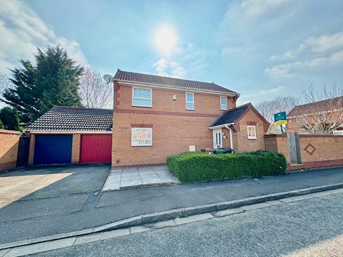 3 Bedroom Link Detached House For Sale In Glencoe Way, Orton Southgate, Peterborough, Cambridgeshire, PE2