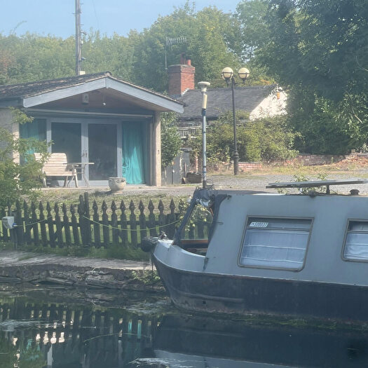 1 Bedroom Lodge To Rent In Anchor Road, Anchor Road, Nottingham, Nottinghamshire, NG16