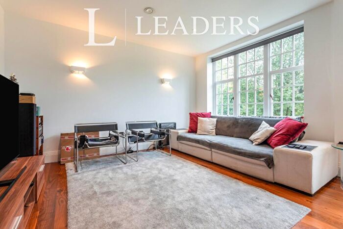 2 Bedroom Apartment To Rent In Lesbourne Road, Reigate, (.), RH2