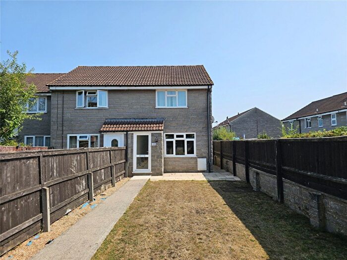 2 Bedroom End Of Terrace House For Sale In Barrymore Close, Langport, Somerset, TA10