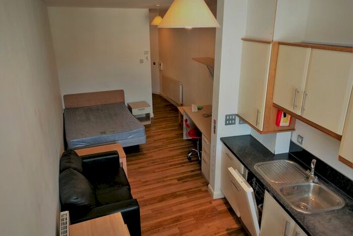 Studio To Rent In The Kingsway, Portland House, City Centre, Swansea, SA1