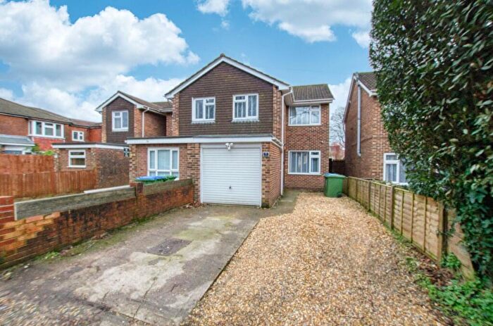 3 Bedroom Semi Detached House For Sale In Panwell Road, Bitterne Village, Hampshire, SO18