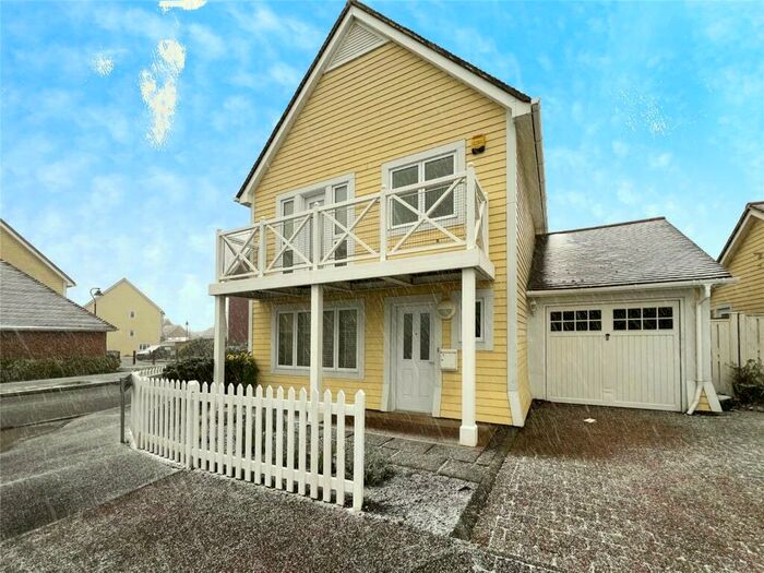 4 Bedroom Detached House To Rent In Alisander Close, Snodland, Kent, ME6