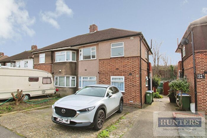 2 Bedroom Maisonette For Sale In Eversley Avenue, Bexleyheath, DA7