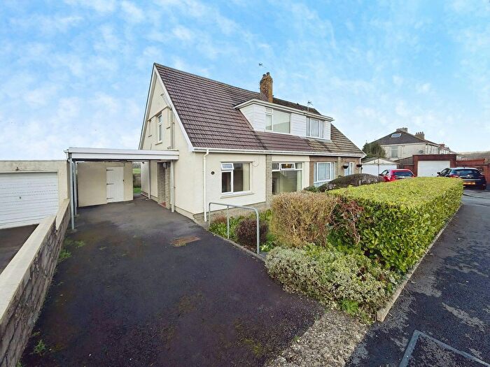 3 Bedroom Semi Detached Bungalow For Sale In Woodfield Avenue, Pontlliw, Swansea, SA4