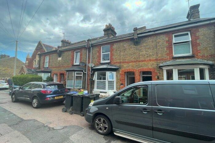 2 Bedroom Property To Rent In Chapel Road, Ramsgate, CT11