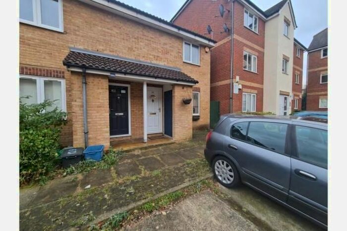 2 Bedroom Property To Rent In Fenman Gardens, Goodmayes, Ilford, IG3