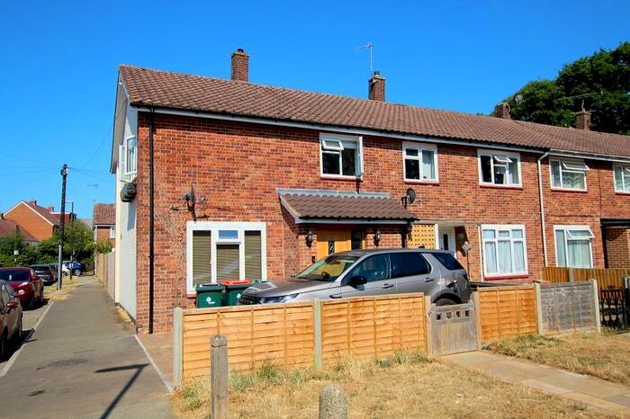 3 Bedroom End Of Terrace House To Rent In Lavington Close, Crawley, West Sussex., RH11