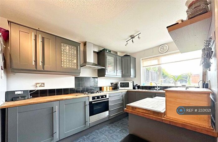 4 Bedroom Terraced House To Rent In Apollo Close, Hornchurch, RM12