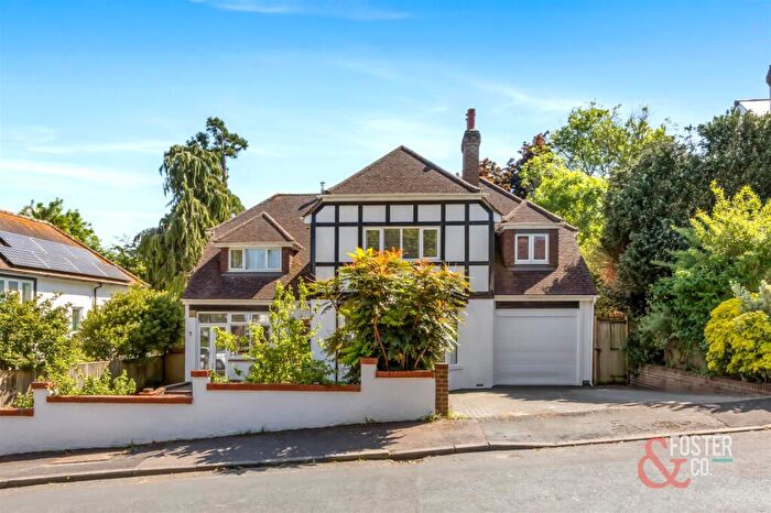 5 Bedroom Detached House For Sale In Cedars Gardens, Brighton, BN1