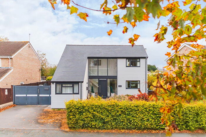 4 Bedroom Detached House For Sale In Merlin Way, Covingham, Swindon, SN3