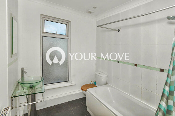 1 Bedroom Flat To Rent In Pearson Road, Plymouth, PL4
