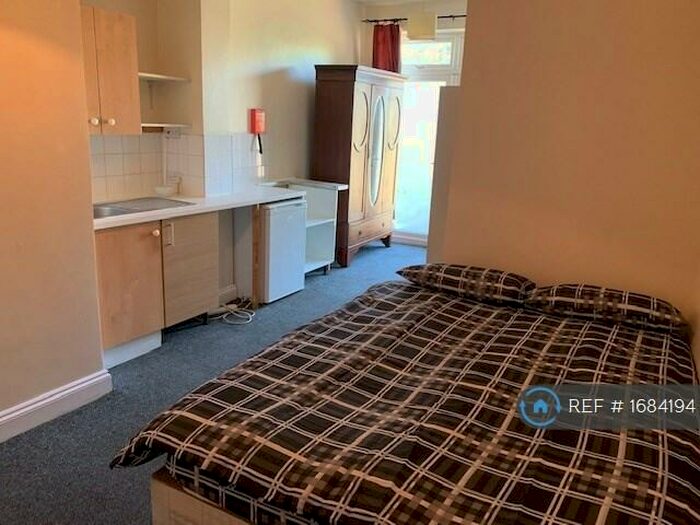 Studio To Rent In Mount Pleasant Road, London, N17