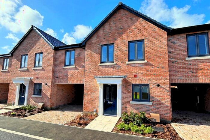 4 Bedroom Terraced House To Rent In Wimborne, BH21